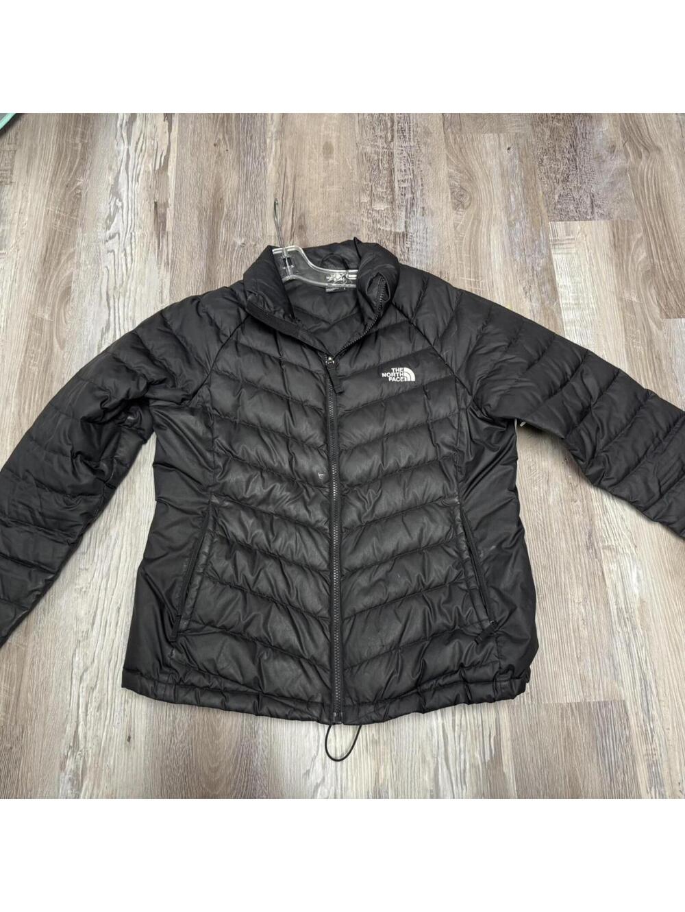 The north face black puffer jacket size large women’s